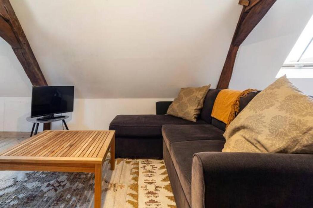 Republique Normandie Apartment *